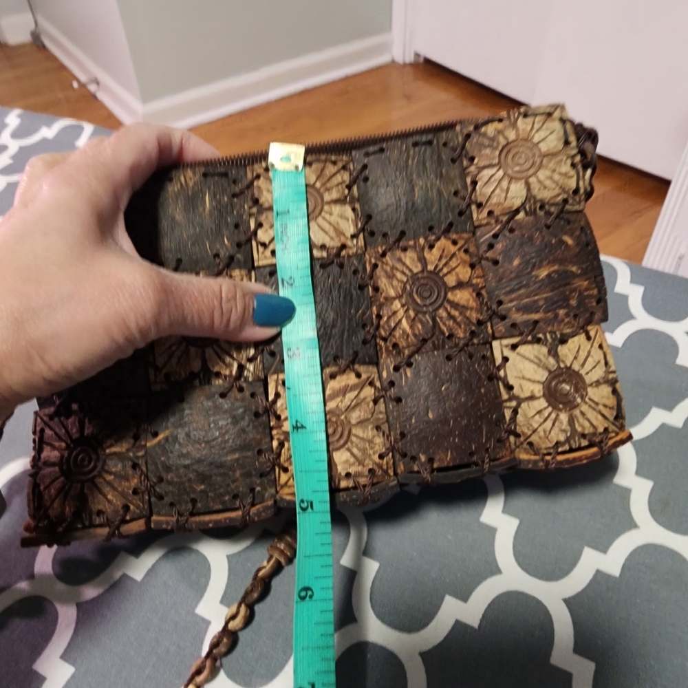 Handcrafted Coconut Shell Patchwork Shoulder Bag - image 7